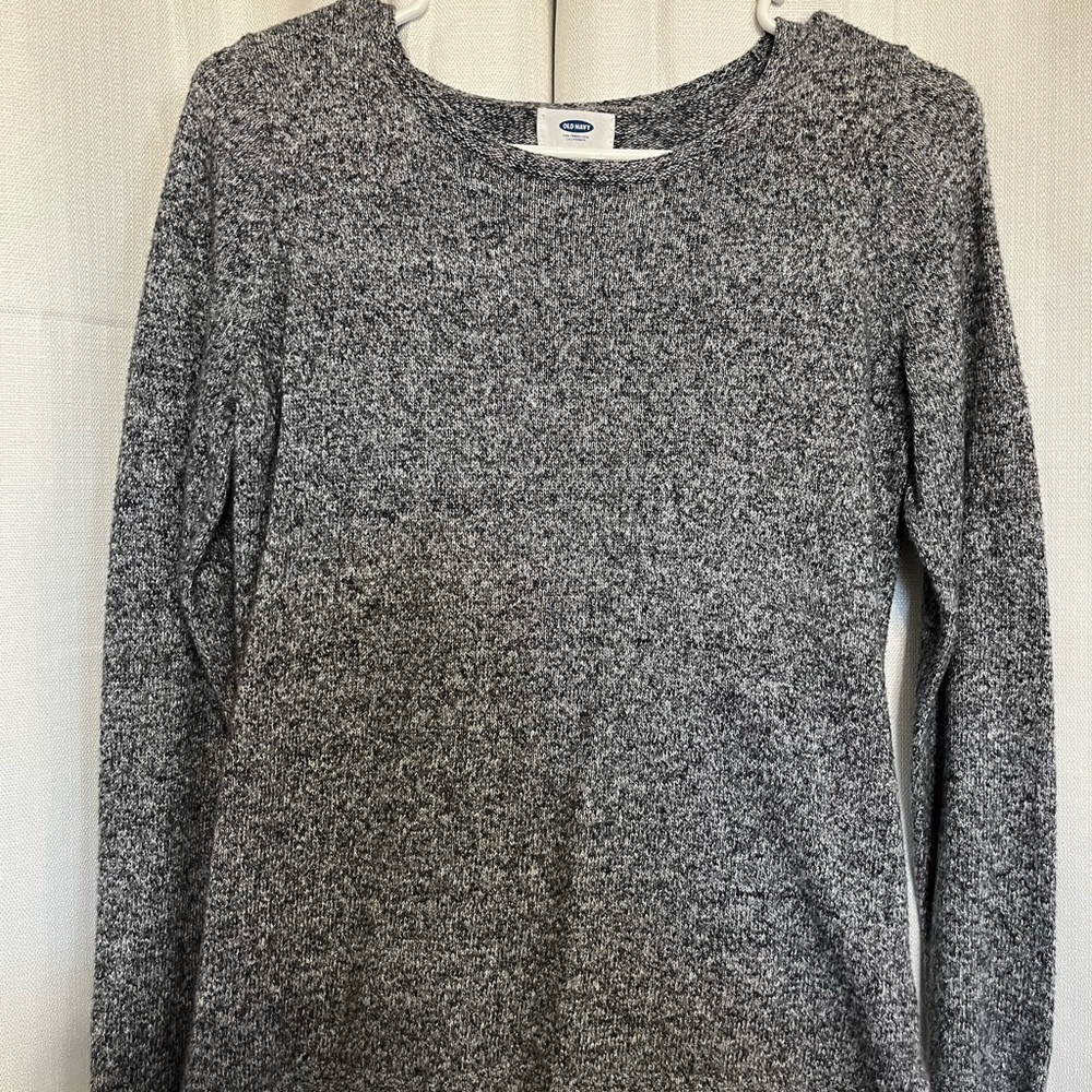 Gray Long Sleeve Sweater
